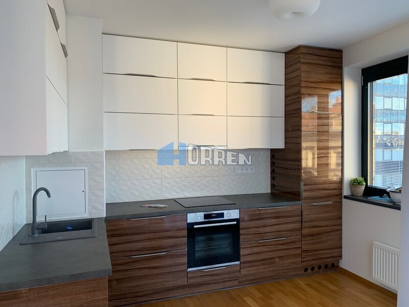 Pronájem bytu 2+kk - 61 m2/L/sklep a gar. stání, Dělnická, Praha 7